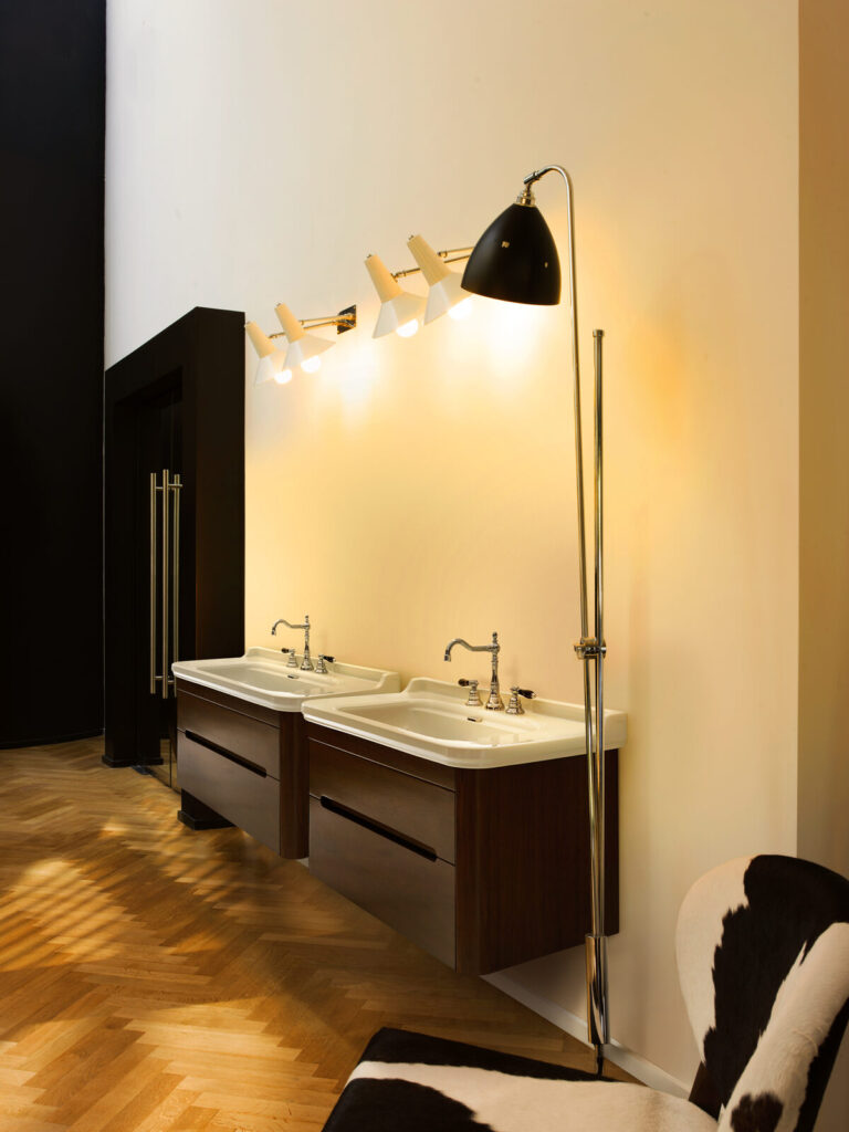 Thornham Wall Hung Cabinet for 100cm Basin